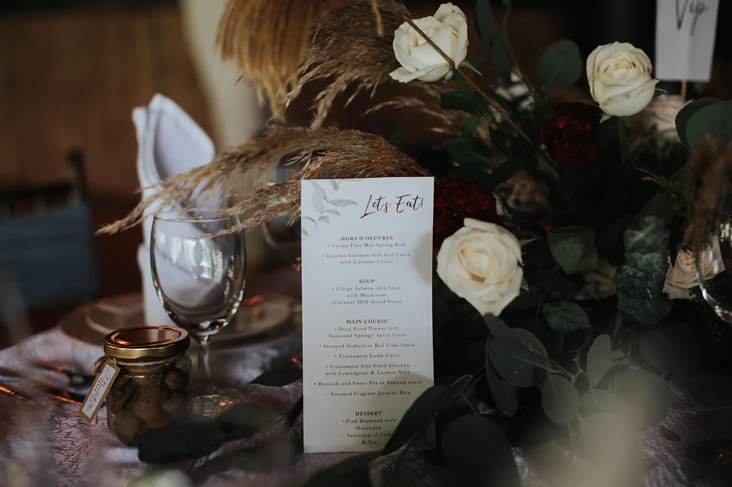 Zach Chin of Munkeat Studio. theweddingnotebook.com