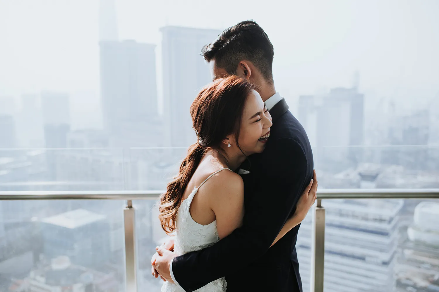 Zach Chin of Munkeat Studio. theweddingnotebook.com