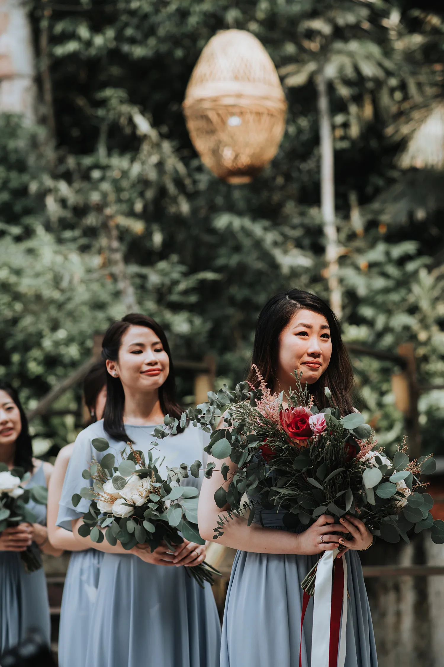 Zach Chin of Munkeat Studio. theweddingnotebook.com