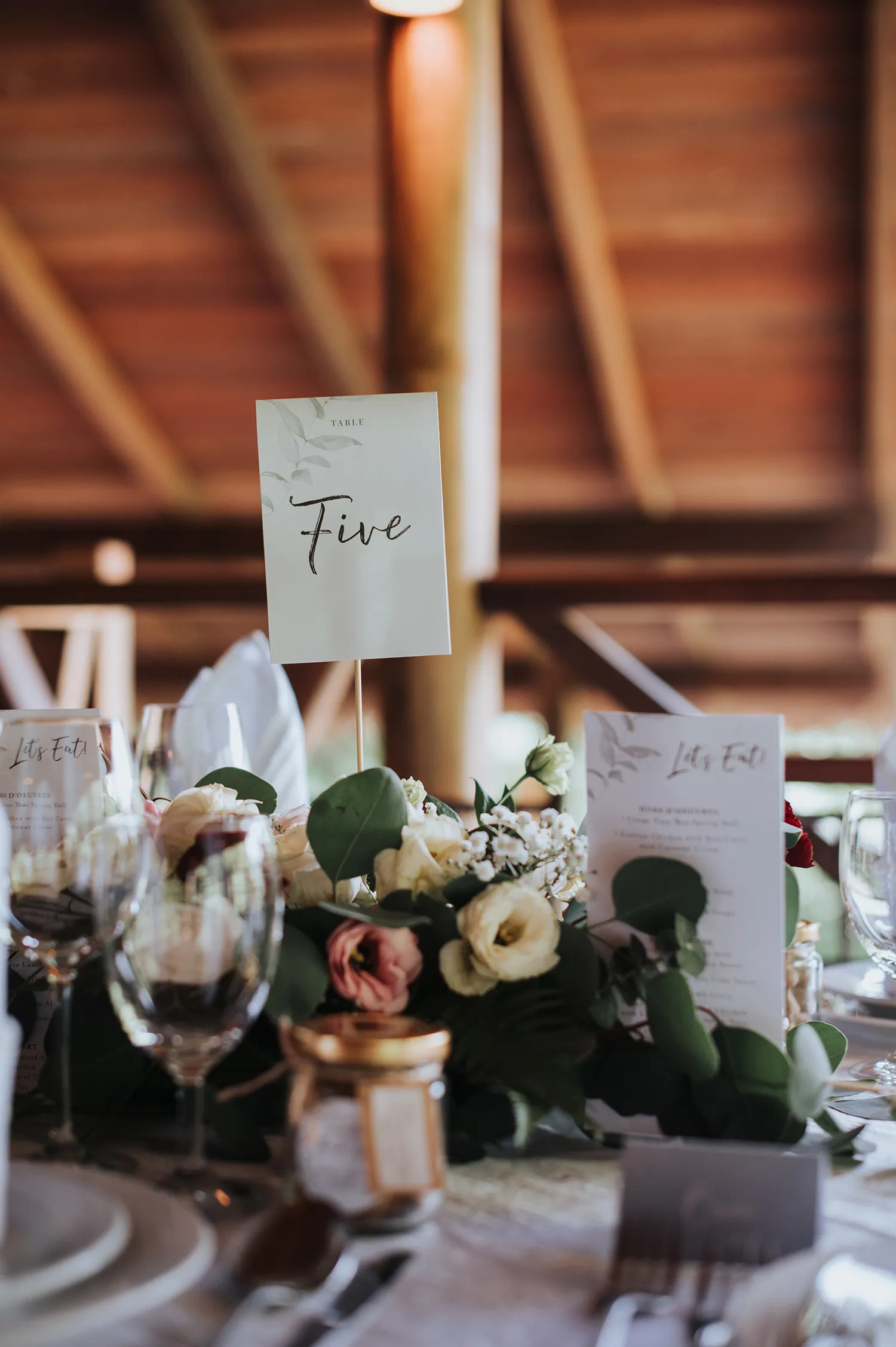 Zach Chin of Munkeat Studio. theweddingnotebook.com