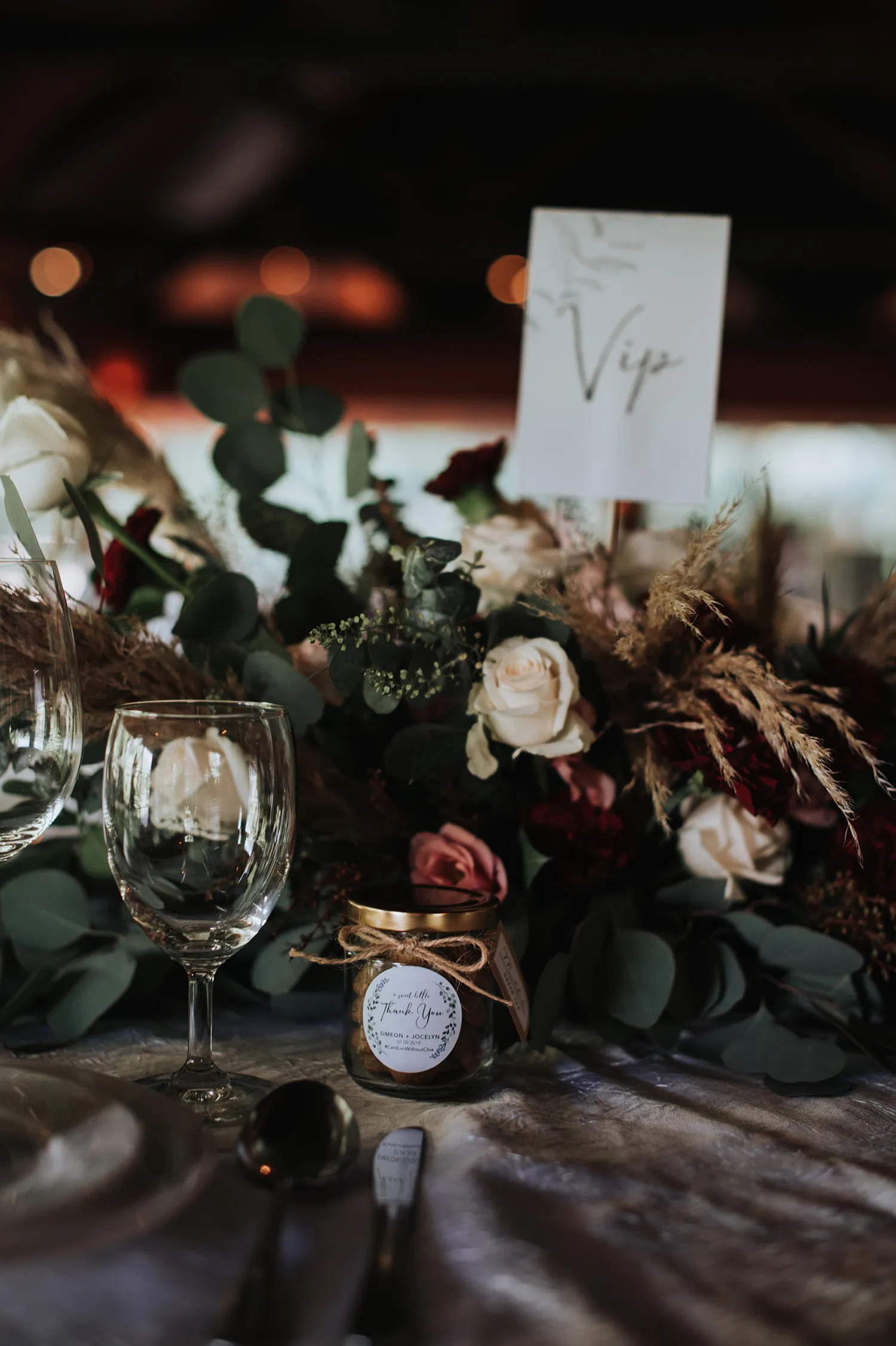 Zach Chin of Munkeat Studio. theweddingnotebook.com