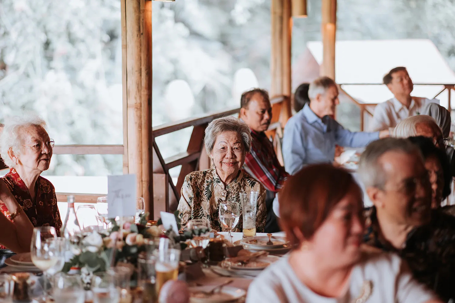 Zach Chin of Munkeat Studio. theweddingnotebook.com