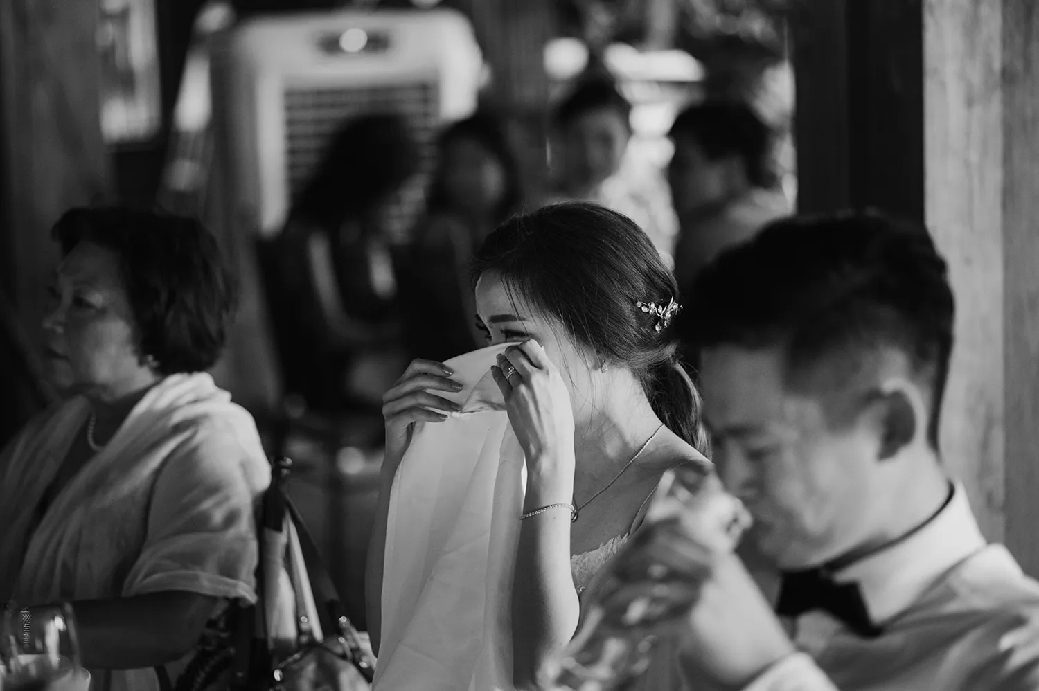 Zach Chin of Munkeat Studio. theweddingnotebook.com