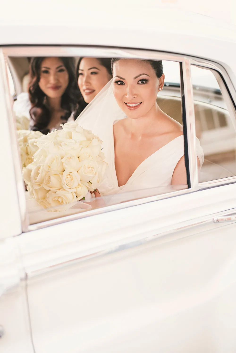 Munkeat Photography. theweddingnotebook.com