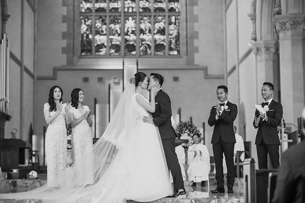 Munkeat Photography. theweddingnotebook.com