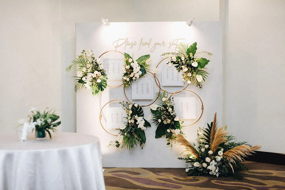 Photo by Arch &amp; Vow Studio. theweddingnotebook.com