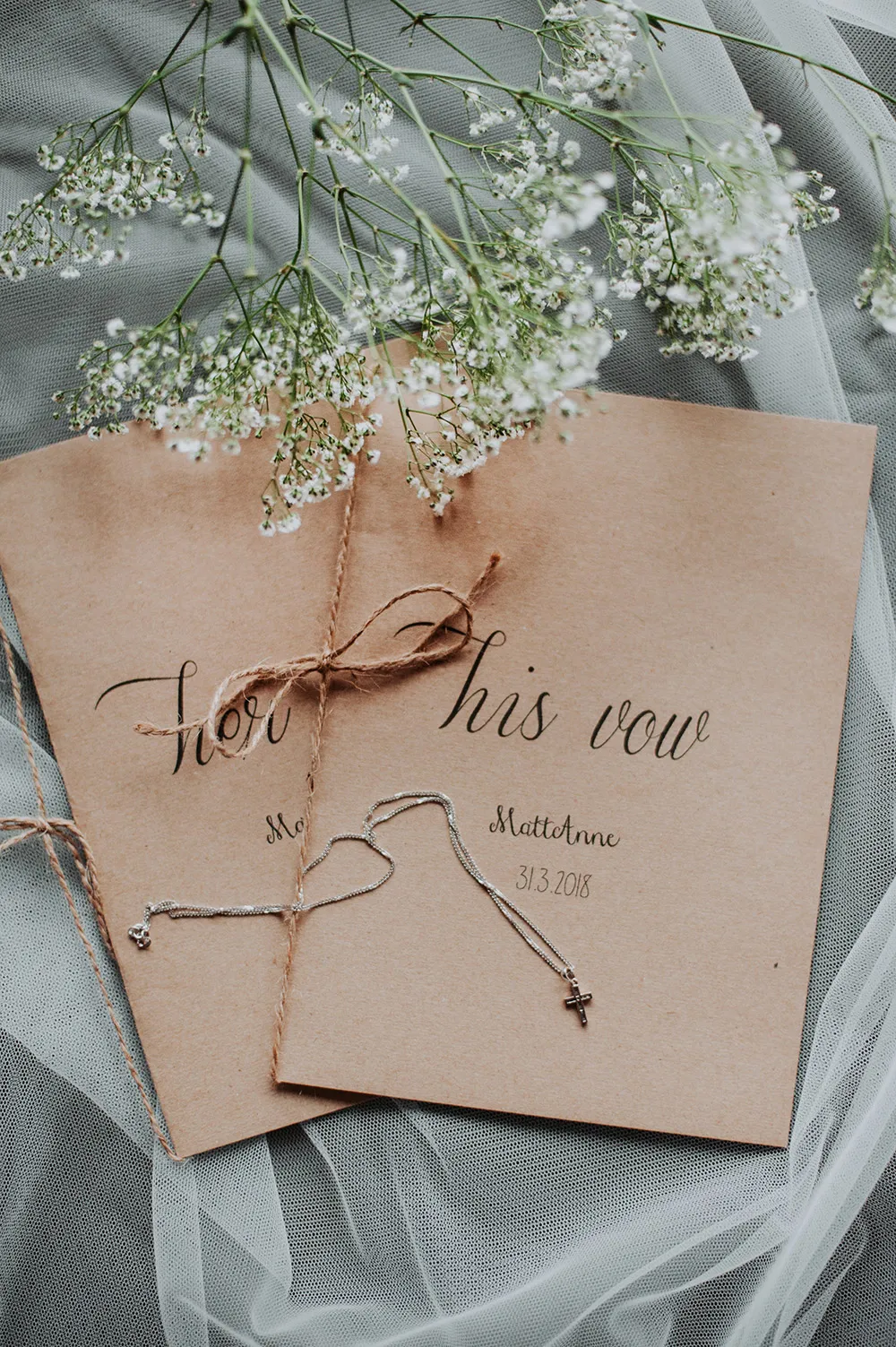 Munkeat Photography. theweddingnotebook.com