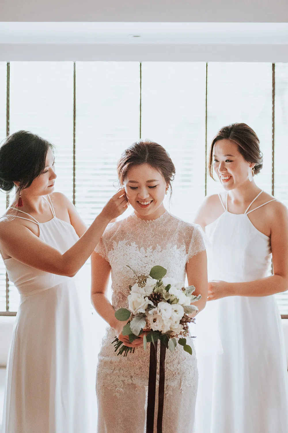 Munkeat Photography. theweddingnotebook.com