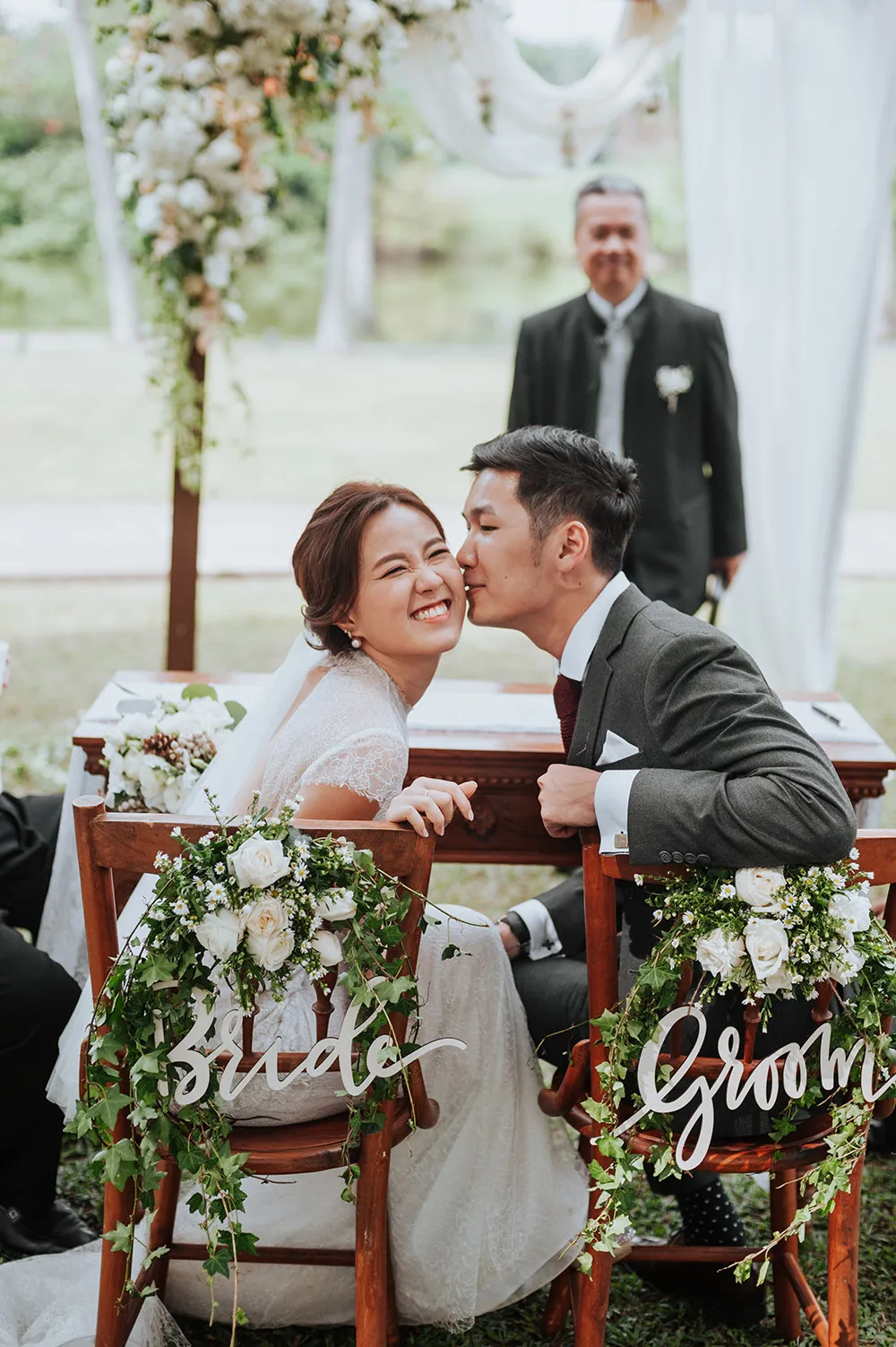 Munkeat Photography. theweddingnotebook.com