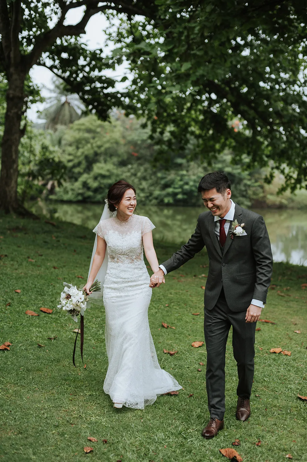 Munkeat Photography. theweddingnotebook.com