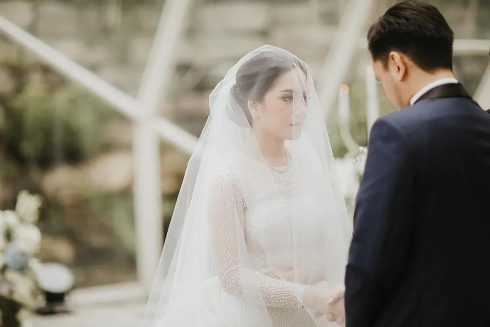 Photo by Iluminen. theweddingnotebook.com