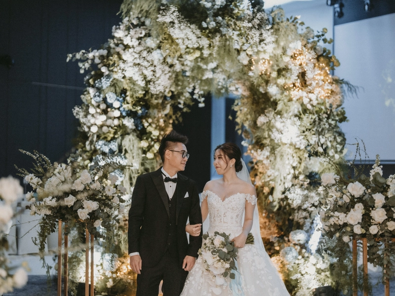 A Contemporary Celestial Themed Wedding at Sofitel Kuala Lumpur