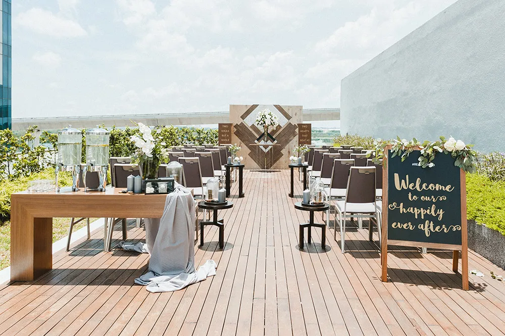 Wedding at Four Points by Sheraton. Styling by The Wedding Notebook magazine. Photo by Inlight Photos. theweddingnotebook.com