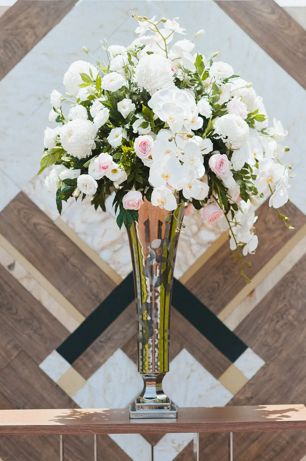 Wedding at Four Points by Sheraton. Styling by The Wedding Notebook magazine. Photo by Inlight Photos. theweddingnotebook.com