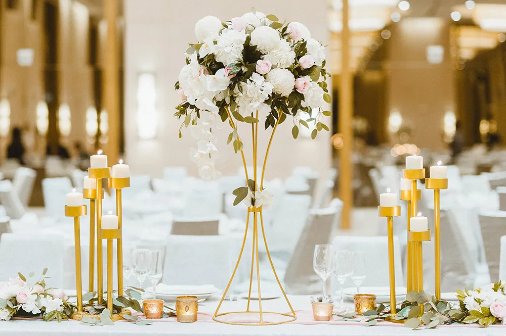 Wedding at Four Points by Sheraton. Styling by The Wedding Notebook magazine. Photo by Inlight Photos. theweddingnotebook.com