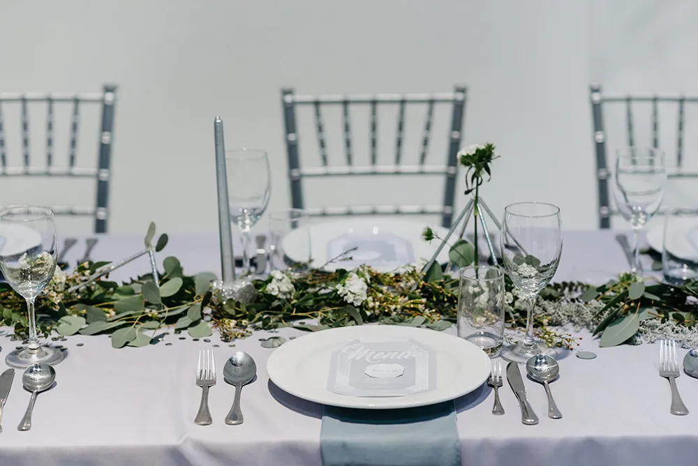 Photo by Peter Herman Photography. theweddingnotebook.com