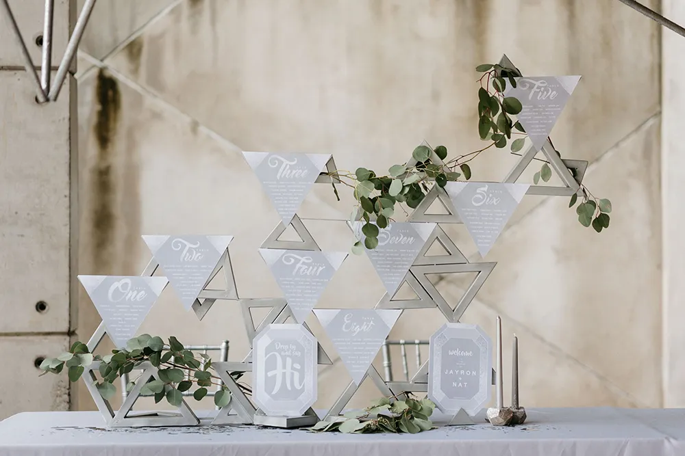 Photo by Peter Herman Photography. theweddingnotebook.com