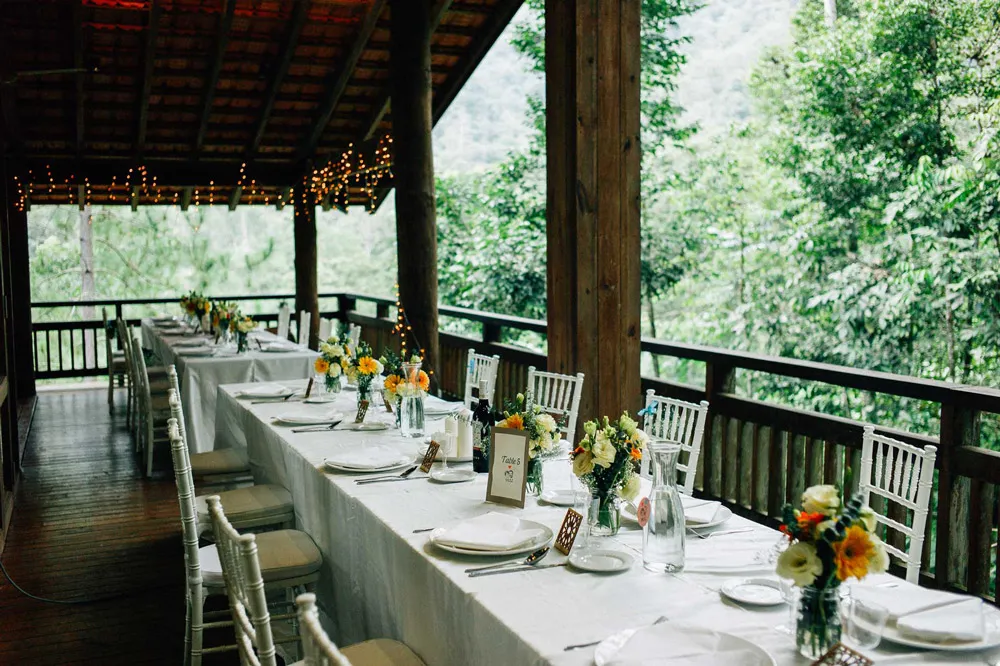 Photo by Harvard Wang. theweddingnotebook.com