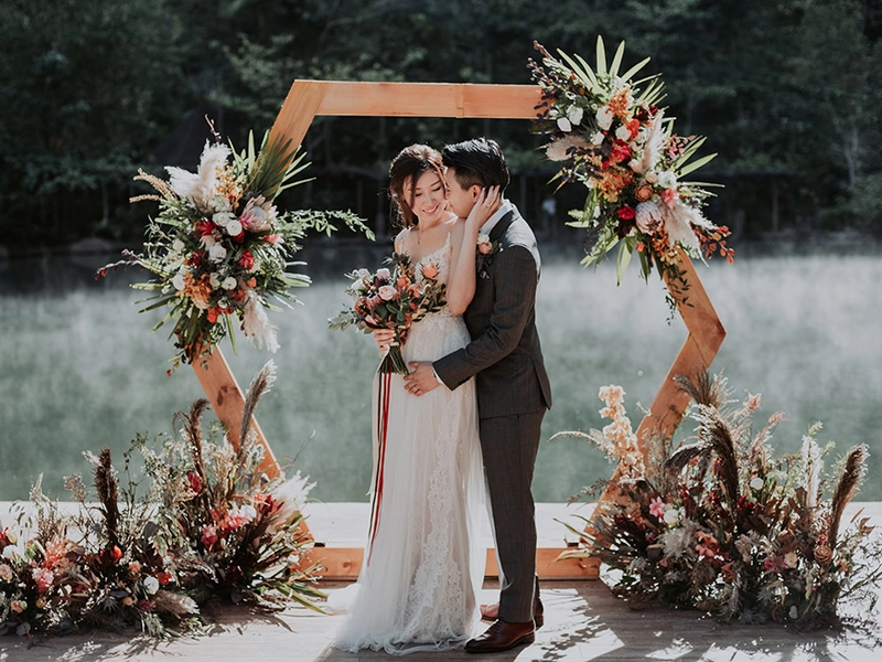 A Cosy, Autumn-Inspired Wedding at The Banjaran Hotsprings Retreat, Ipoh