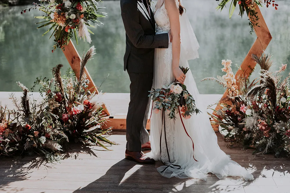 Munkeat Photography. theweddingnotebook.com