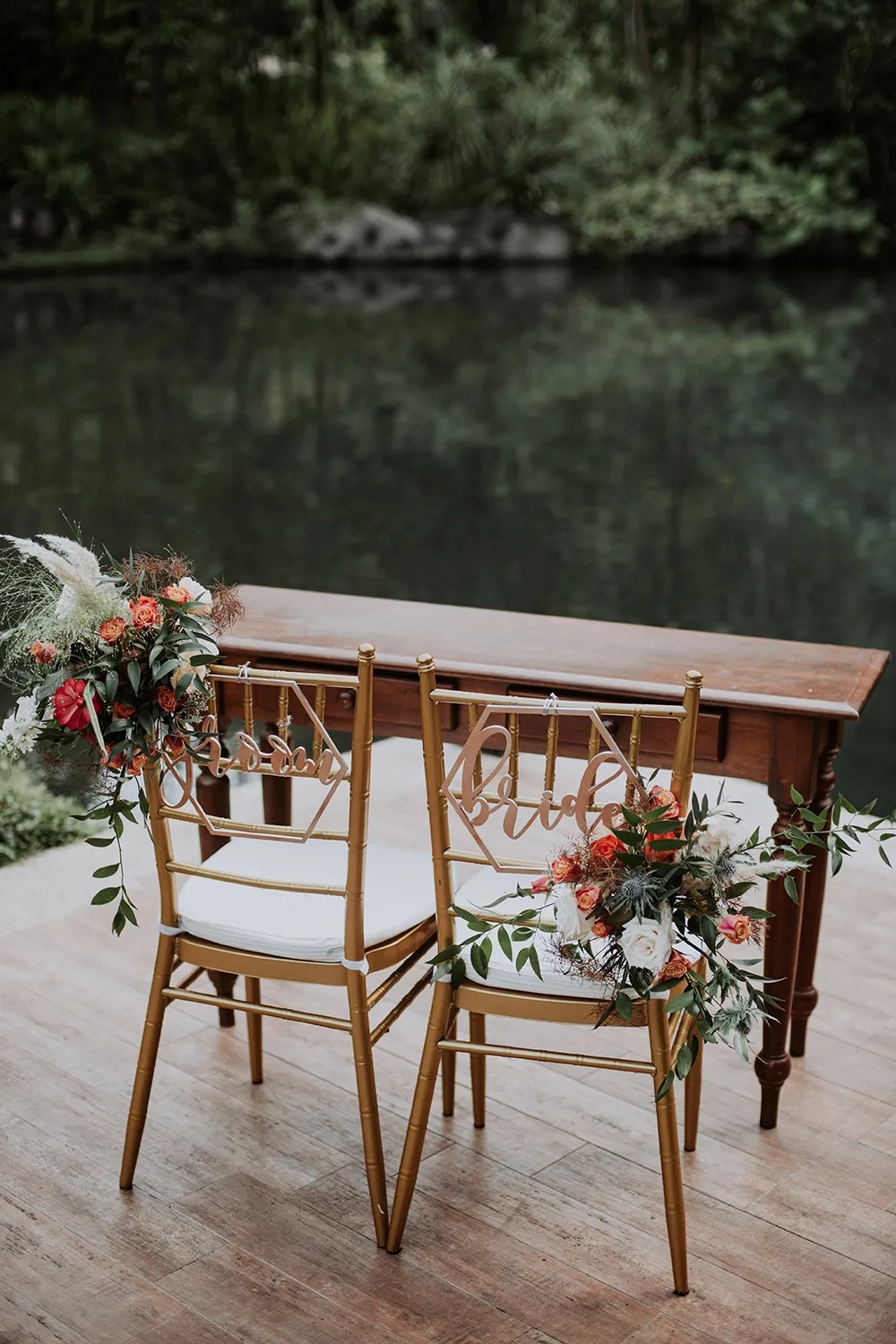 Munkeat Photography. theweddingnotebook.com