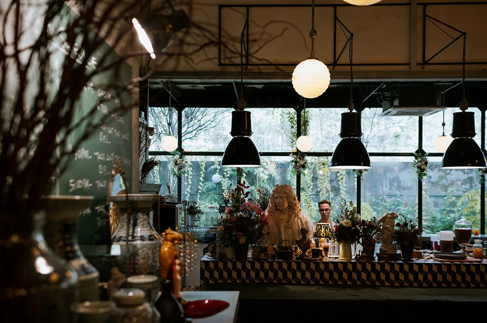 Photo by TRBAN Photography. theweddingnotebook.com