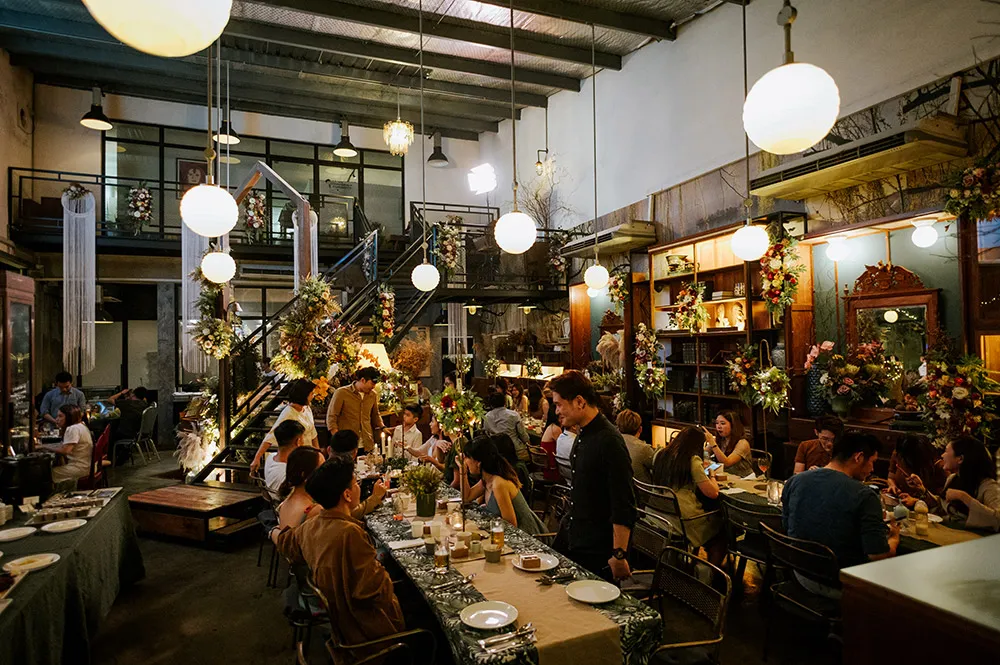 Photo by TRBAN Photography. theweddingnotebook.com