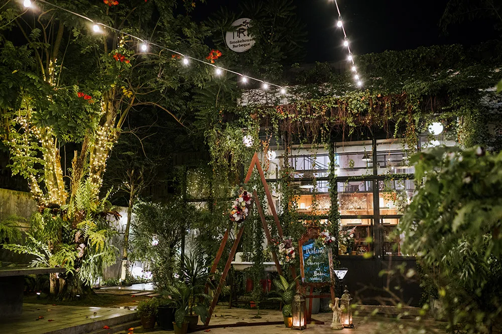 Photo by TRBAN Photography. theweddingnotebook.com