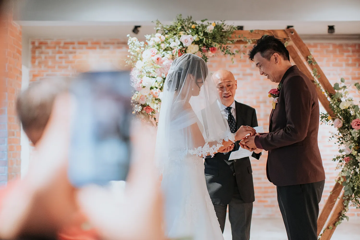 Louis Gan Photography. theweddingnotebook.com