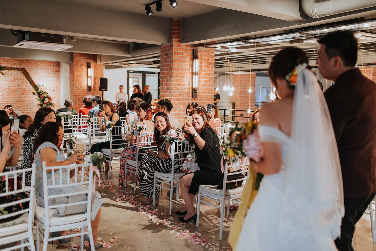 Louis Gan Photography. theweddingnotebook.com