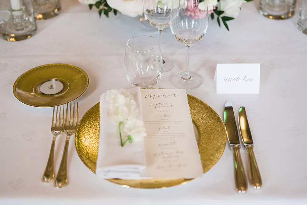 Destination wedding at Shangri-la Hotel Paris. Catherine O'hara Photography.theweddingnotebook.com