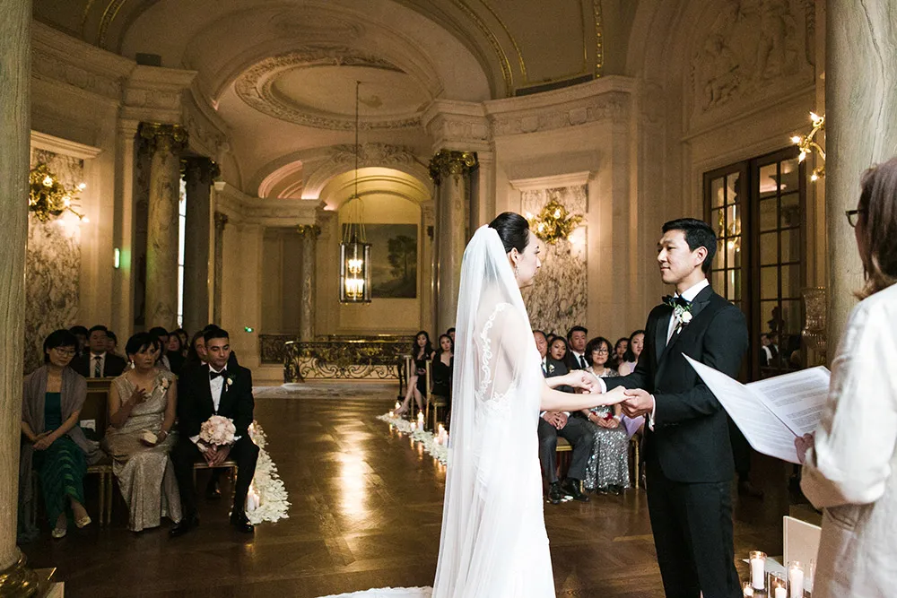 Catherine O'hara Photography. theweddingnotebook.com