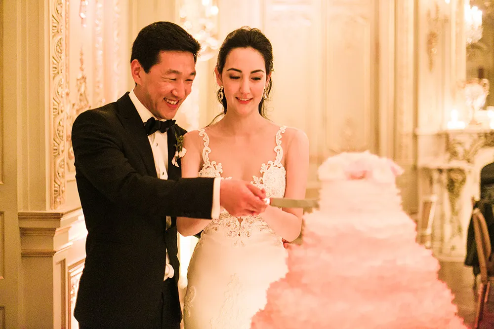 Catherine O'hara Photography. theweddingnotebook.com