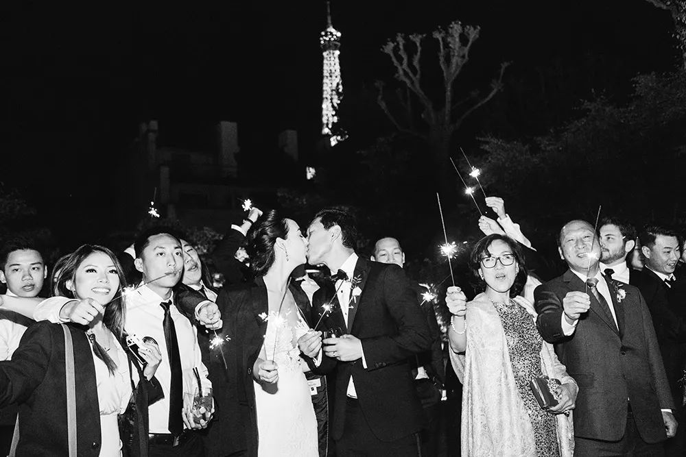 Catherine O'hara Photography. theweddingnotebook.com