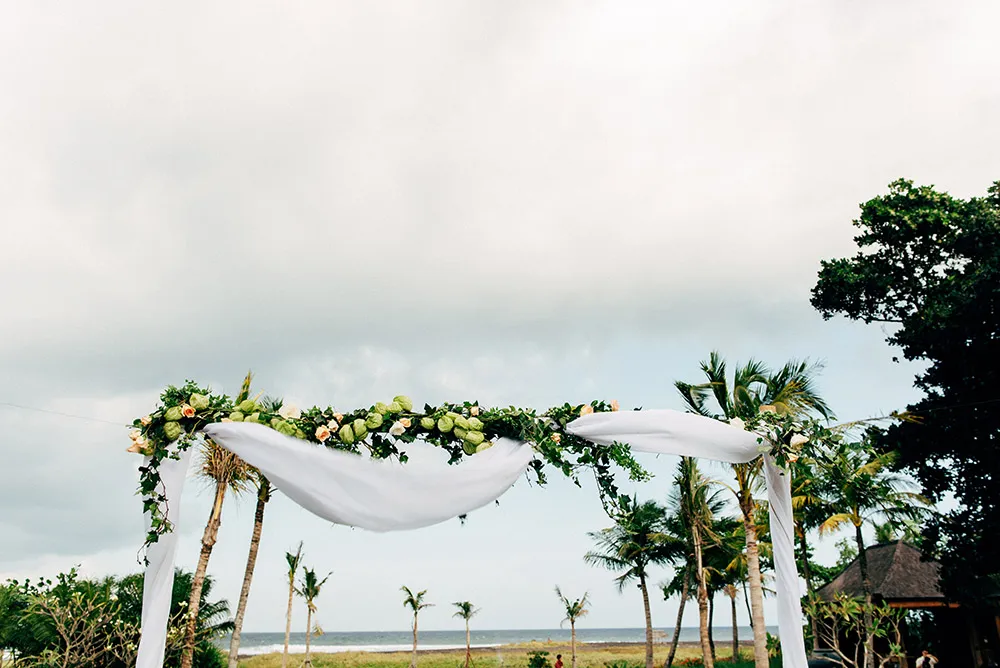Photo by Bloc Memoire Photography. theweddingnotebook.com