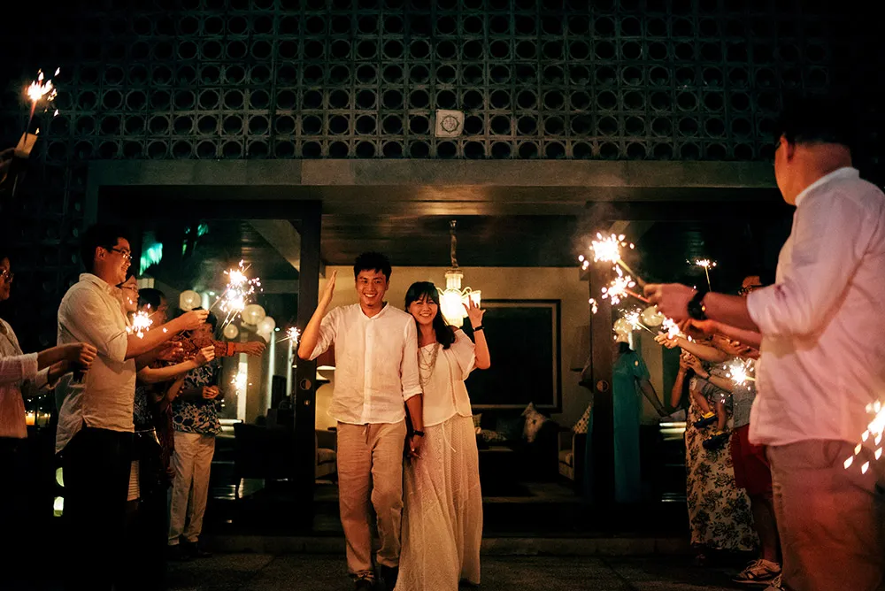 Photo by Bloc Memoire Photography. theweddingnotebook.com