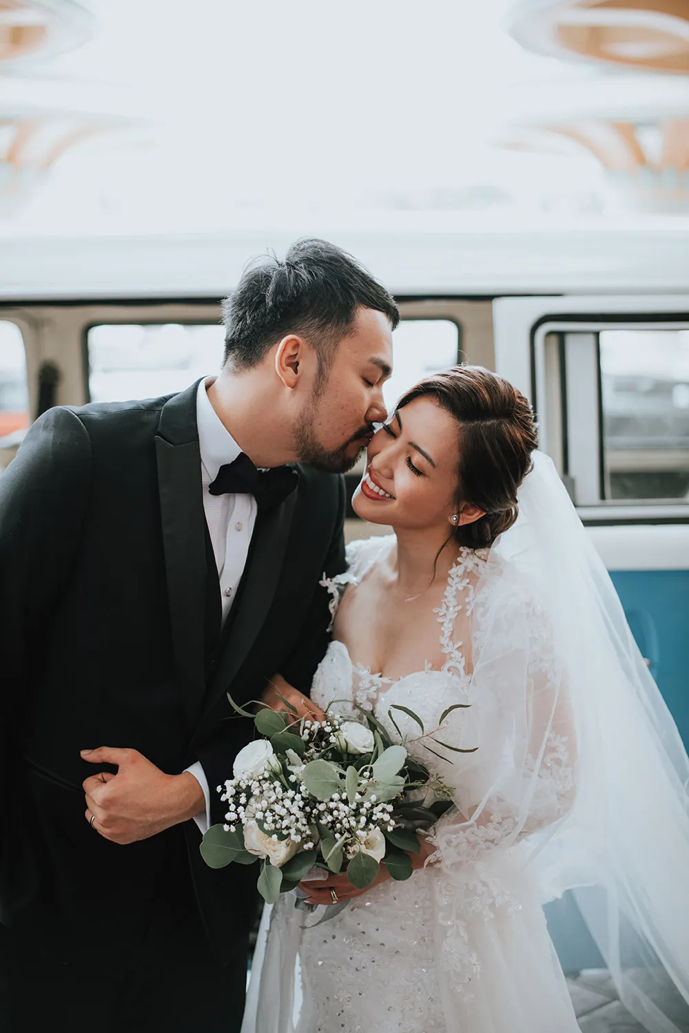 Munkeat Photography. theweddingnotebook.com