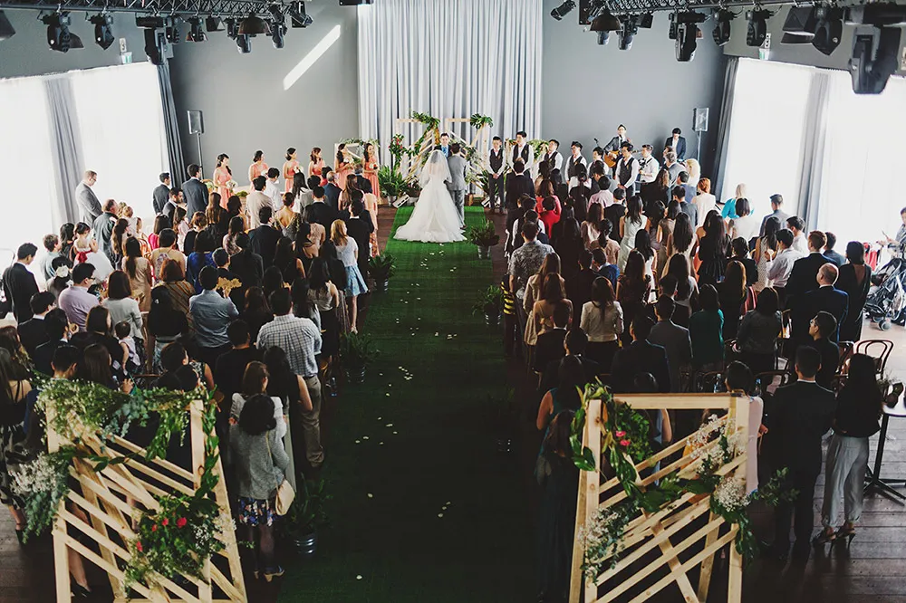 Photo by Jonathan Ong. theweddingnotebook.com