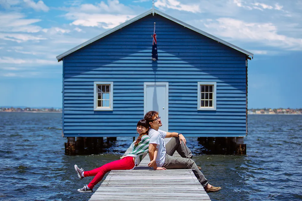 DIY Wedding Photoshoot, Blue Boat House, Perth, Australia. theweddingnotebook.com