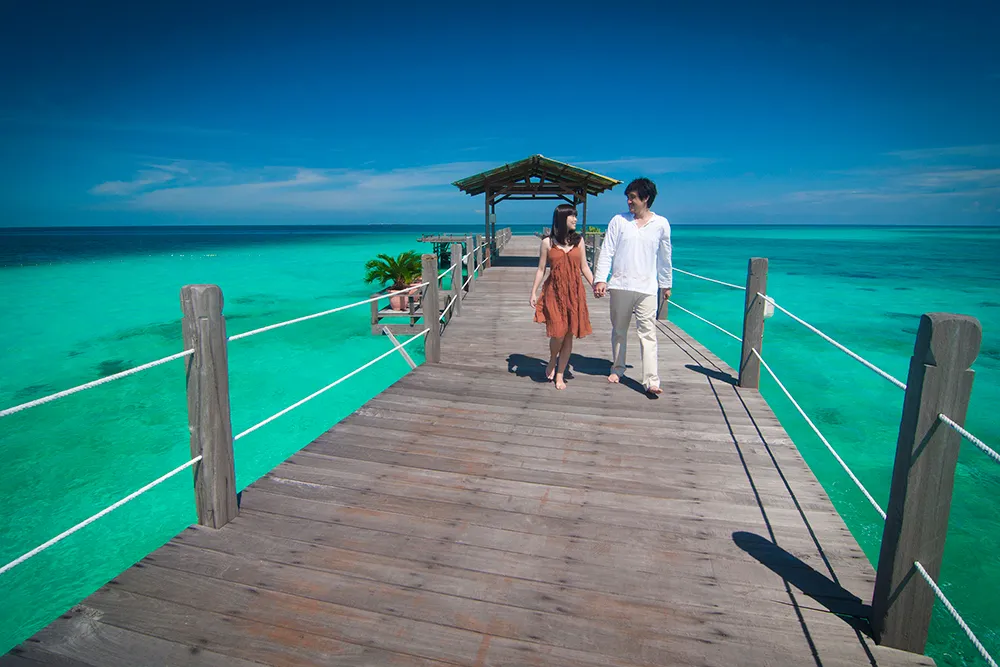 DIY Wedding Photoshoot, Mabul Island, Sabah, Malaysia. theweddingnotebook.com