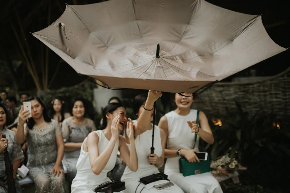 Photo by Iluminen. theweddingnotebook.com