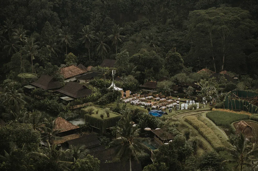 Photo by Iluminen. theweddingnotebook.com