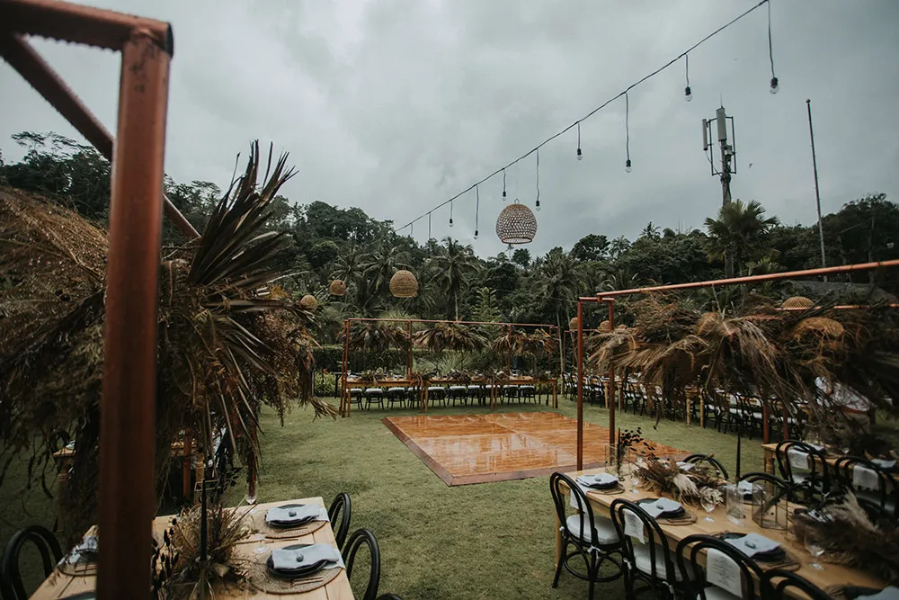 Photography by Iluminen. Wedding at Ubud Bali. theweddingnotebook.com