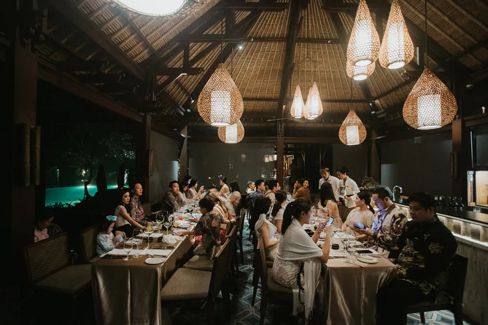 Photo by Iluminen. theweddingnotebook.com