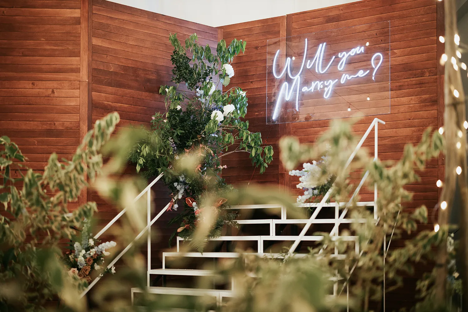 Photography by Lens of Mira. theweddingnotebook.com