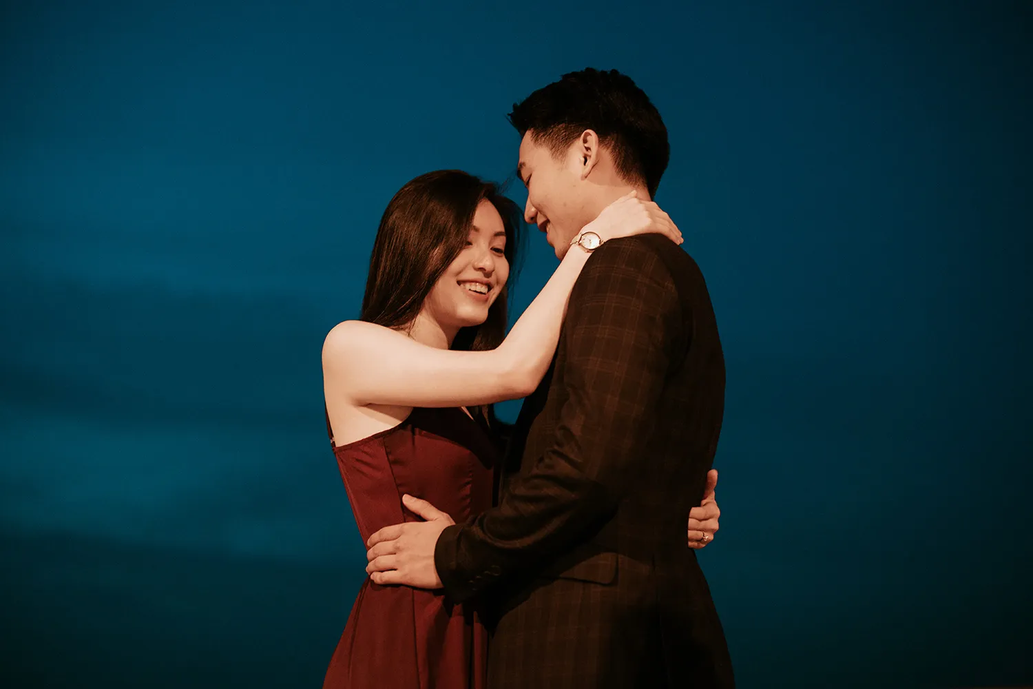 Photography by Lens of Mira. theweddingnotebook.com