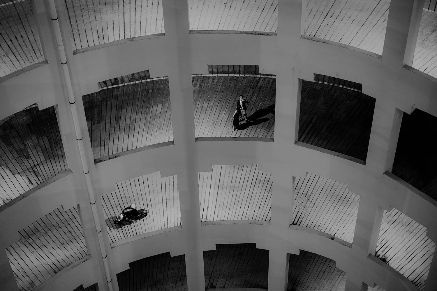 Photography by Lens of Mira. theweddingnotebook.com