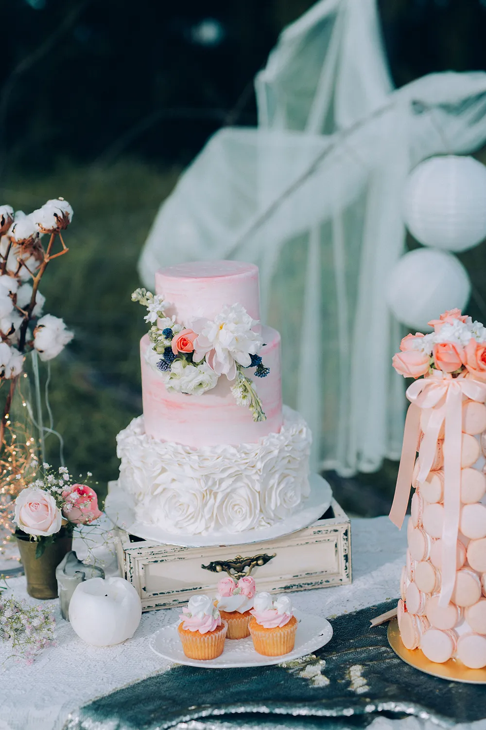 Photo by Multifolds Photography. theweddingnotebook.com