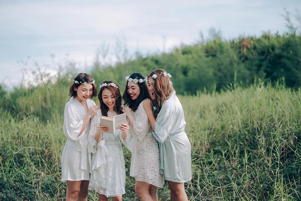 Photo by Multifolds Photography. theweddingnotebook.com