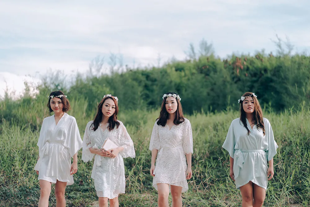 Photo by Multifolds Photography. theweddingnotebook.com